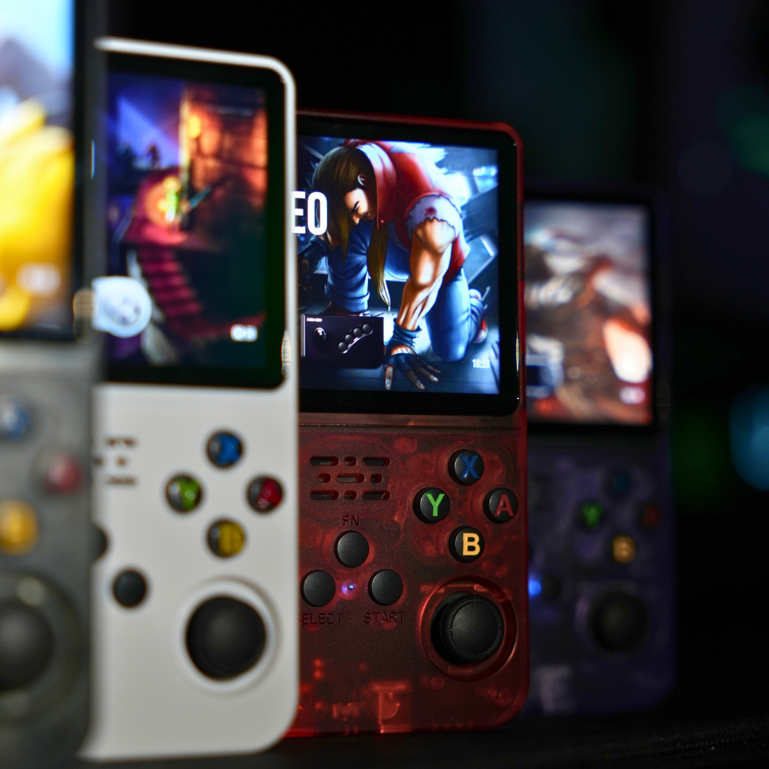 Retro Gaming Console | Handheld Video Game System with 3.5 IPS Screen & 64GB Storage ? Portable Design for Nostalgic Fun 5